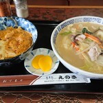 173337140 - 本日のおすすめ 親子丼・味噌タンメンセット