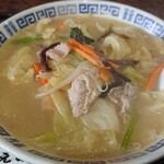 Enoki - 野菜たっぷり！スープは最高。