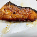 有限会社桝屋酒店   - 鰤照り焼き