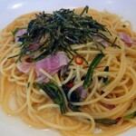 Arubinoru - ベーコンとほうれん草の和風パスタ(税込940円)