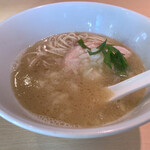 らーめん芝浜 - 先日の限定　　鶏と昆布の白湯らーめん¥830