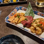 Yakiniku Uchida - 2204_焼肉 うちだ 石橋本店_ホルモン三種盛り＠1,628円