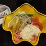まる田 - かにの野菜サラダ  680円 ＋税