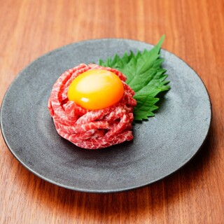 渋谷区保健所認可済の安心安全な牛ユッケ刺し！