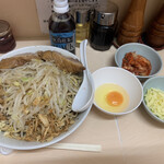 自家製ラーメン大者 - 汁なし生たまご付き、（トッピング〜⁈ ニンニク少なめ）キムチ、チーズ