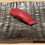 Bluefin tuna (1 piece)