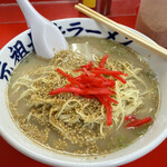 元祖ラーメン 博多元長 - 替え玉には紅しょうが投入