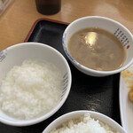 Taiwambishokuya - サラダバーから　お味噌汁と白粥