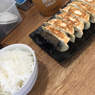 機械の神様が作った餃子研究所 ちゃぶちゃぶ_1