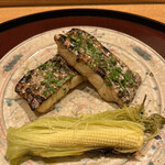日本料理 太月 - ランチフルコース１７３２５円。太刀魚 とうもろこし。太刀魚の味わいが引き出された焼物です。甘いとうもろこしも良かったです♩