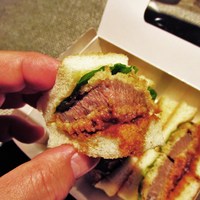 開晴亭 北山店 - ヒレビーフカツサンド/肉具合
