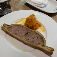 シャルキュ - この日までのパイ包