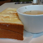 喫茶室ルノアール - 分厚いトースト