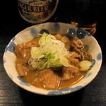 もつ焼き 涌谷 - 2013.2 牛煮込み（500円）