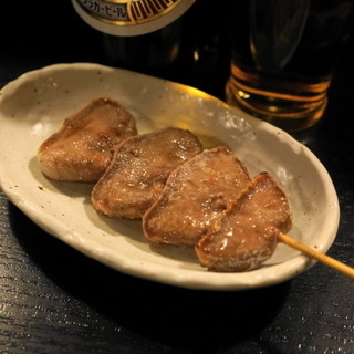 もつ焼き 涌谷_1