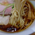 湯河原 飯田商店 - 麺は柔やわの茹で上げ