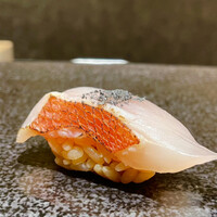名古屋 栄 鮨 栄華 - 金目鯛　竹墨の塩