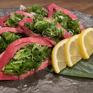 炭火焼肉・にくなべ屋 神戸びいどろ_1