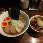 櫻井中華そば店 - 特製 中華そば(塩) & 炙り焼豚丼