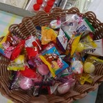 京町クロケットファミリー - レジ横 飴