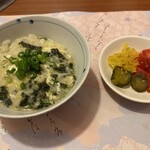 海鮮ふぐ料理 殿 - 〆の雑炊と漬物