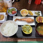 京ちゃん家の朝ごはん - 朝定食500円。