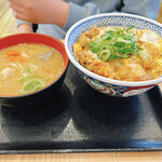 Yoshinoya - 親子丼＋豚汁