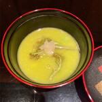 Takumi - 蒸したイラに蕨、えんどう豆の擦り流し