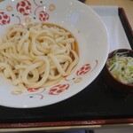 いろり庵きらく そば - 冷しぶっかけうどん（350円）