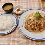 Resutoran Tsunematsu - しょうが焼き定食、肉大です。（2022.4 byジプシーくん）