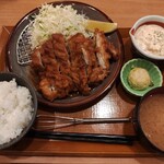 Nanaya - 超熟タルタル×チキン南蛮定食（877円）