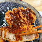 Myお家ごはんと酒肴 キッチン今泉 - 脂も美味い　脂苦手な方はヒレカツあります