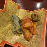 寿し処 春道 - 帆立卵巣の炙りとヒモ　山わさび