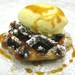 ア・ポワン - (09/6夜)ベルギーワッフル塩キャラメルソース