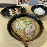 北海道らーめん 麺処うたり - 