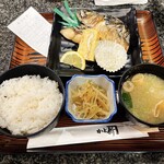 かど新 - 焼魚定食(さば、ご飯少なめ)_¥930