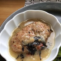 鈴なり - ハンバーグ　ひじきソース