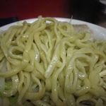 ラーメン二郎 - 麺、天地返し