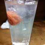 玉や - 梅干し入りチューハイ