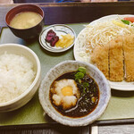 天寶 - 本日のランチ　とんかつ定食おろしポン酢　　　　　　同じく700円