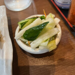 家庭料理居酒屋 よってって - 香の物まで盛りがいい！