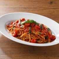 茄子とモッツァレラチーズのトマトソーススパゲッティ