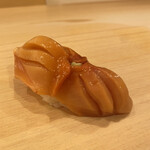 きよ田 - 赤貝もステキでした。肉厚で鮮烈な海の香り