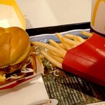 マクドナルド - 