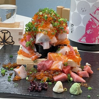 いくらのこぼれしだれ寿司◎注文率80％以上！写真映え抜群♪