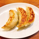 中華麺・飯 太楼 - ジャンボ餃子３個