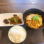 釜聖 麺屋 - 汁なし坦々麺＋回鍋肉セット　1100円税込