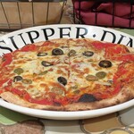 トリワイン ＰＩＫＯＳＨＨＨＵ - 自家製ピザ