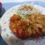 らふぉれ - 鶏からあげに御飯と味噌汁つけました