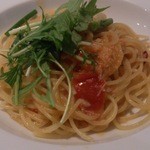 ヨシズハイ - 海老とカブのペパロンチーノ。